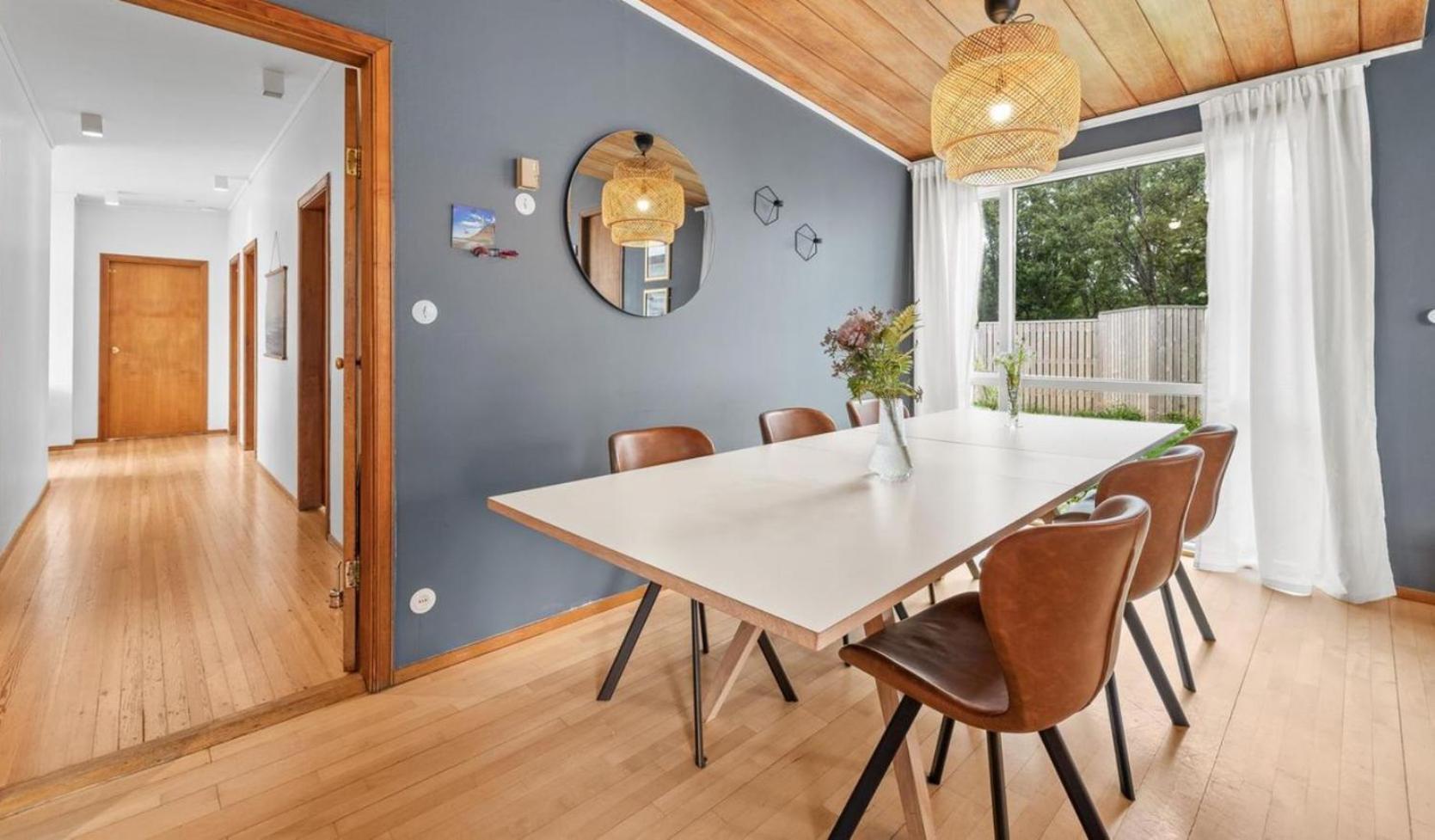 House - Villa With Garden And Hot Tub, 2 Min From Reykjavik Garthabaer Buitenkant foto
